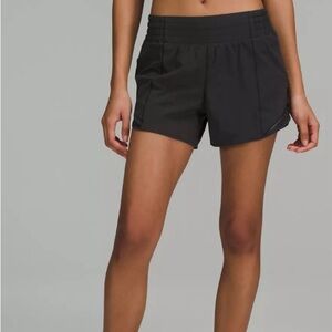 Black - Hotty Hot Low Rise Short 4” Black